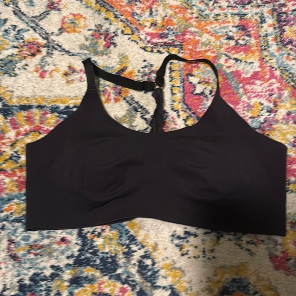 Knix Black Seamless Racerback Lace Detail Bralette No Wire Size 4X - Picture 1 of 3